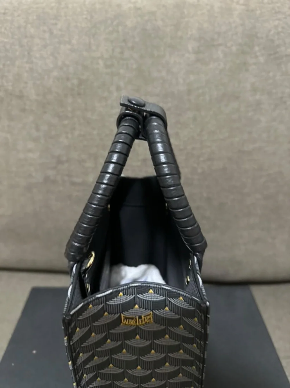 Faure Le Page Paris
Take it Easy 19 Bag - Picture 2 of 13